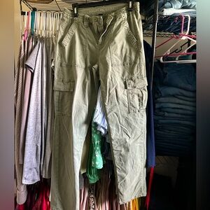 American Eagle stretch cargo pants